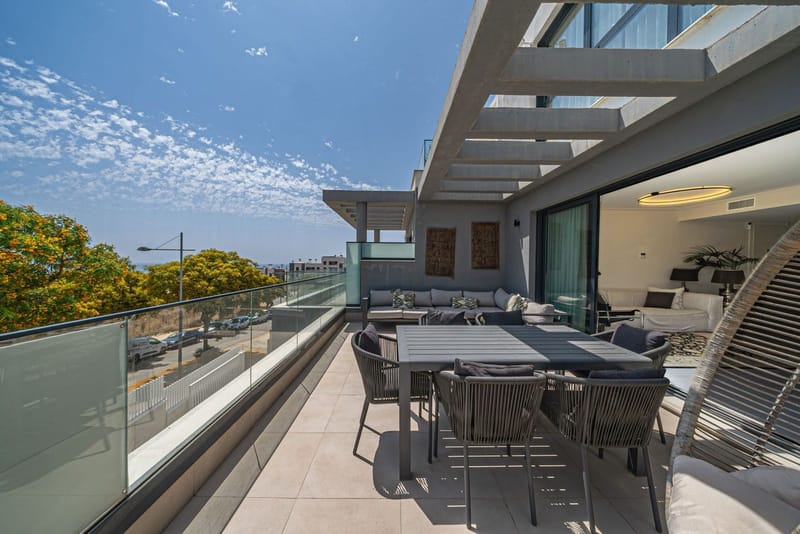 Middle Floor Apartment in Estepona