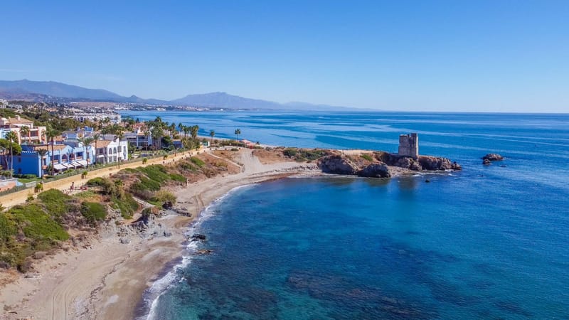 Middle Floor Apartment in Casares Playa