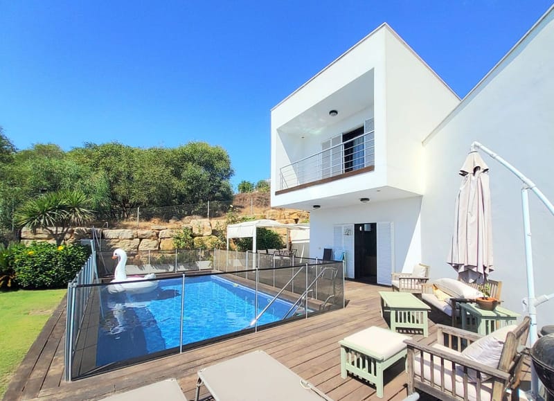 Detached Villa in Torreguadiaro