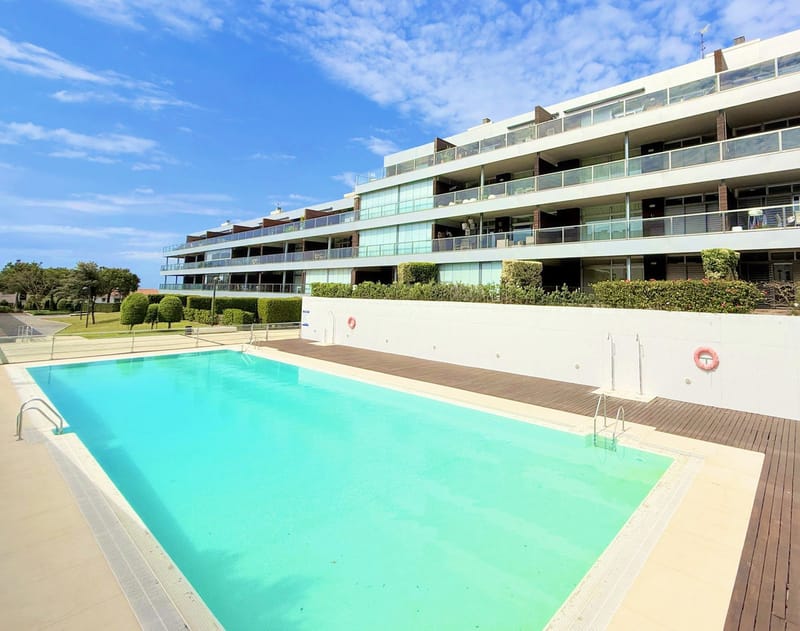 Middle Floor Apartment in La Duquesa