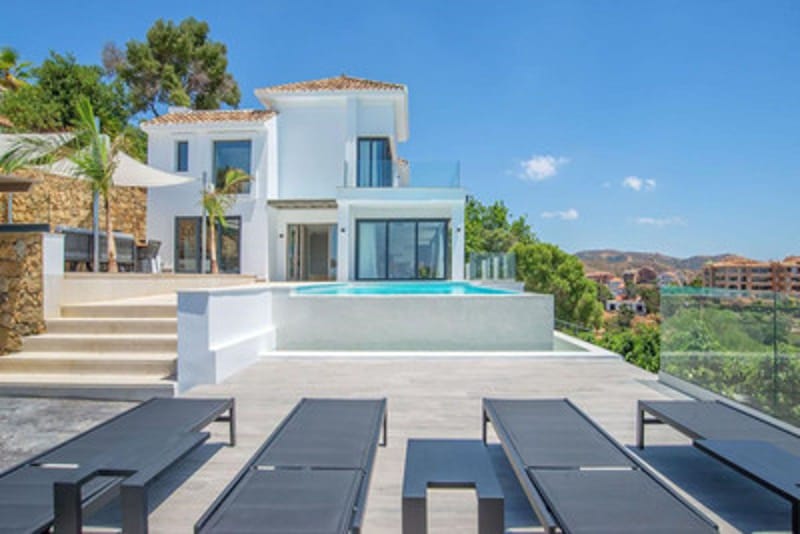 Detached Villa in Elviria