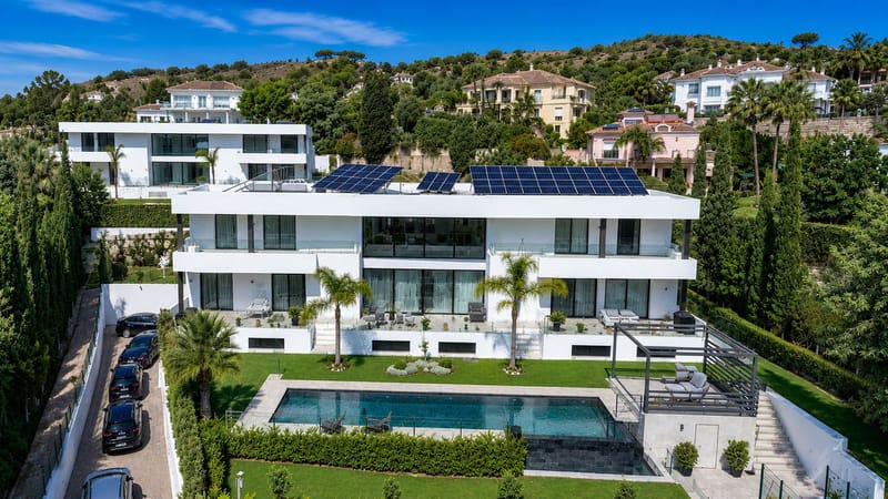 Detached Villa in El Paraiso