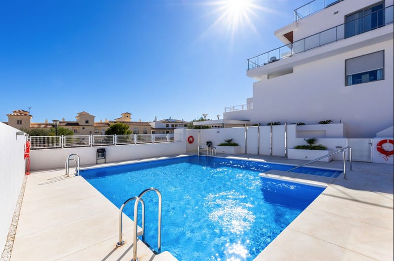 Middle Floor Apartment in Benalmadena