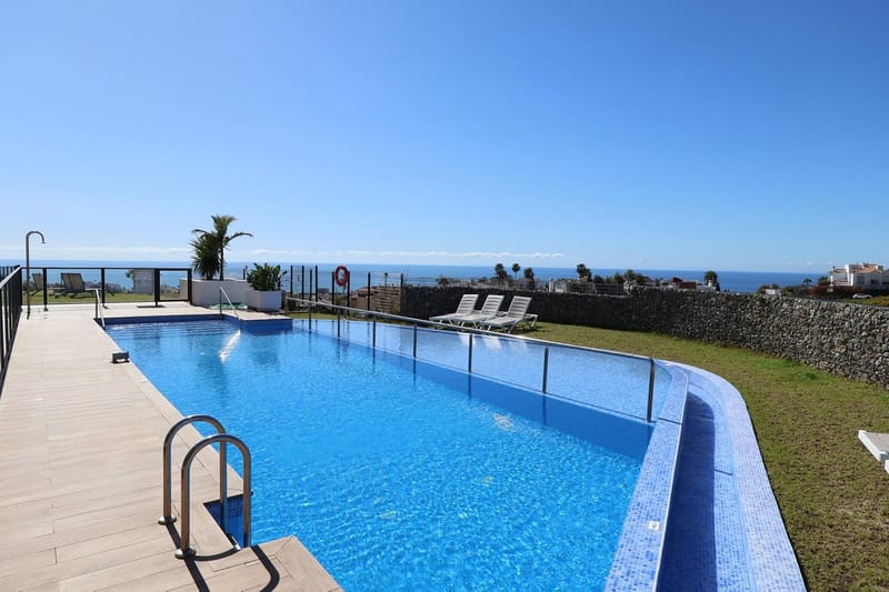 Semi-Detached House in Riviera del Sol