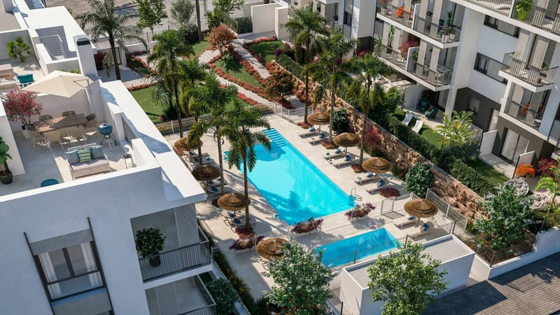 Middle Floor Apartment in Estepona