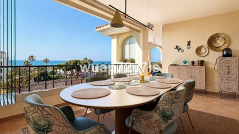 Penthouse in Elviria