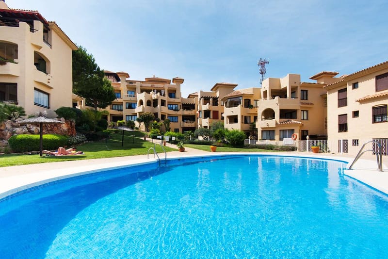 Middle Floor Apartment in Benalmadena