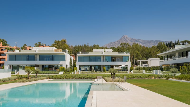 Semi-Detached Luxury Villa