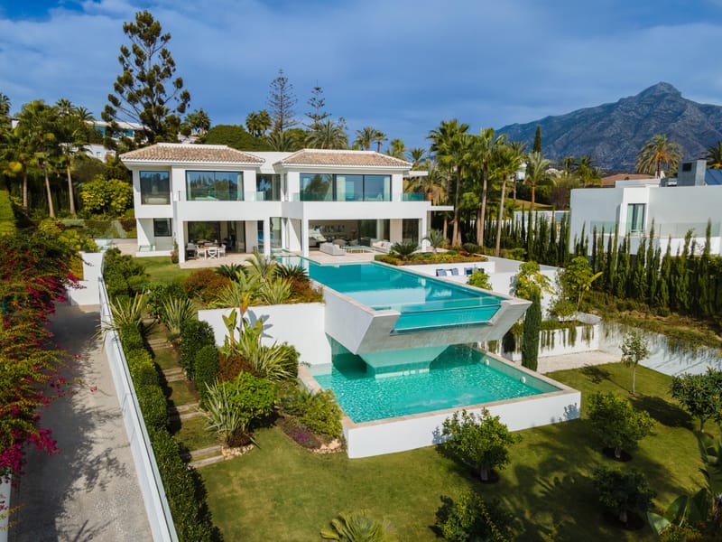 Luxury Villa with Golf Views