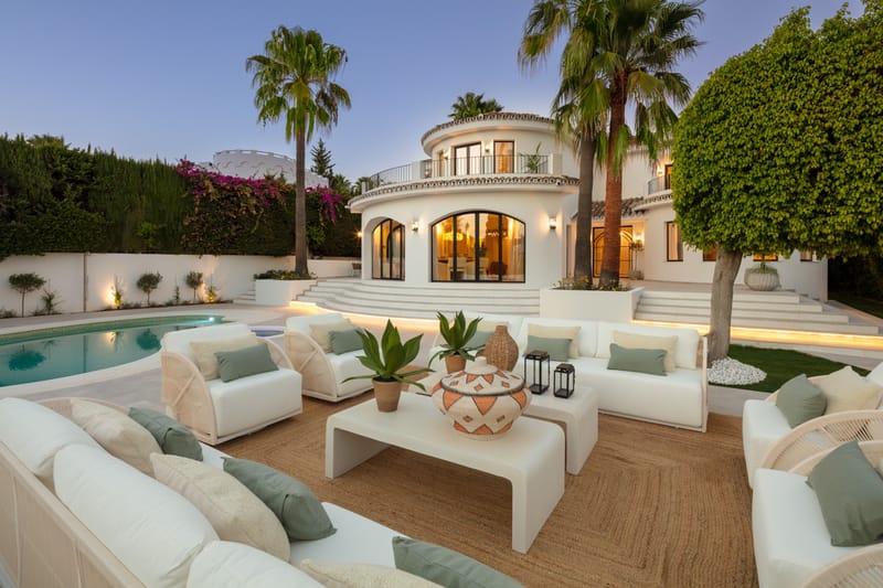 Andalusian Style Villa near Golf