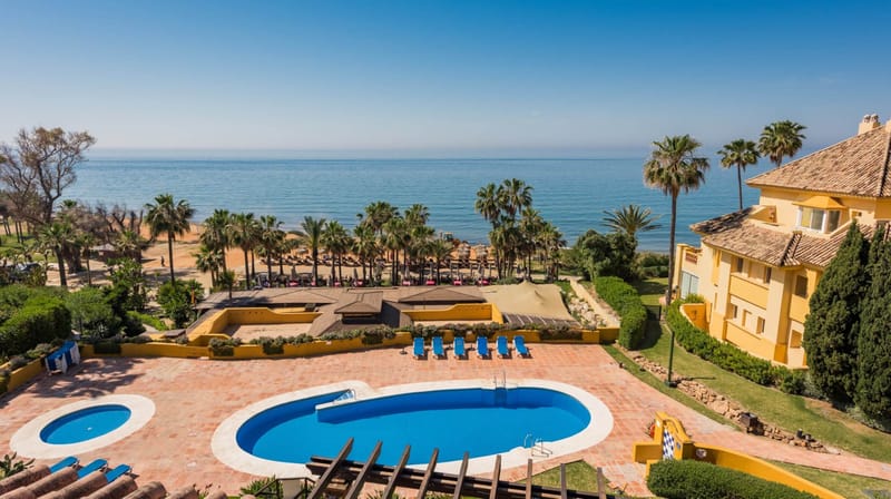 Spacious Beachfront Duplex Penthouse