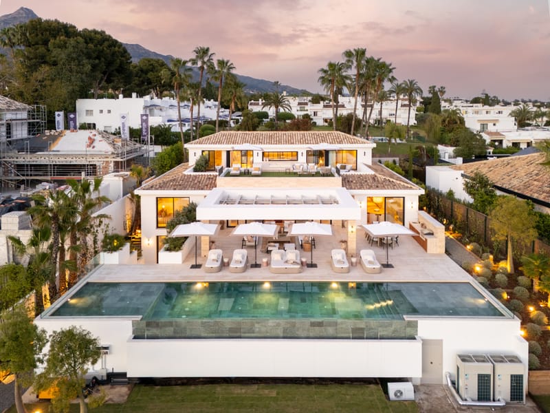 Villa with Golf Views