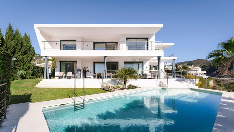 Contemporary Villa