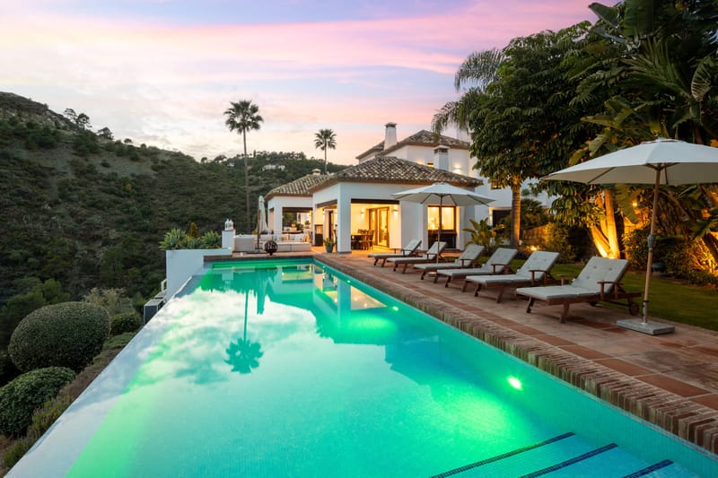 Villa with Golf &amp; Sea Views