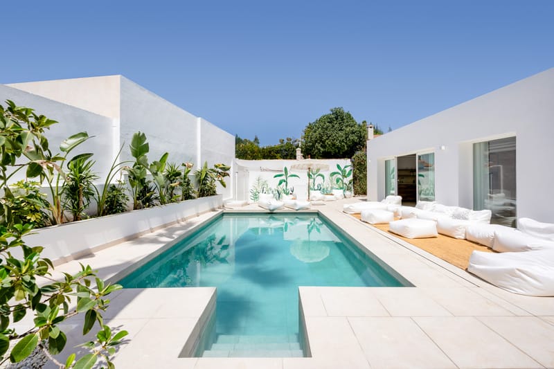 Single-Story Villa