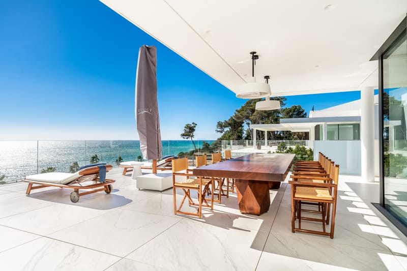 Luxury Beachfront Penthouse