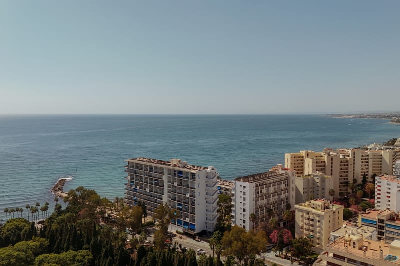 Marbella Penthouse - Private Rooftop Pool &amp; La Concha Views