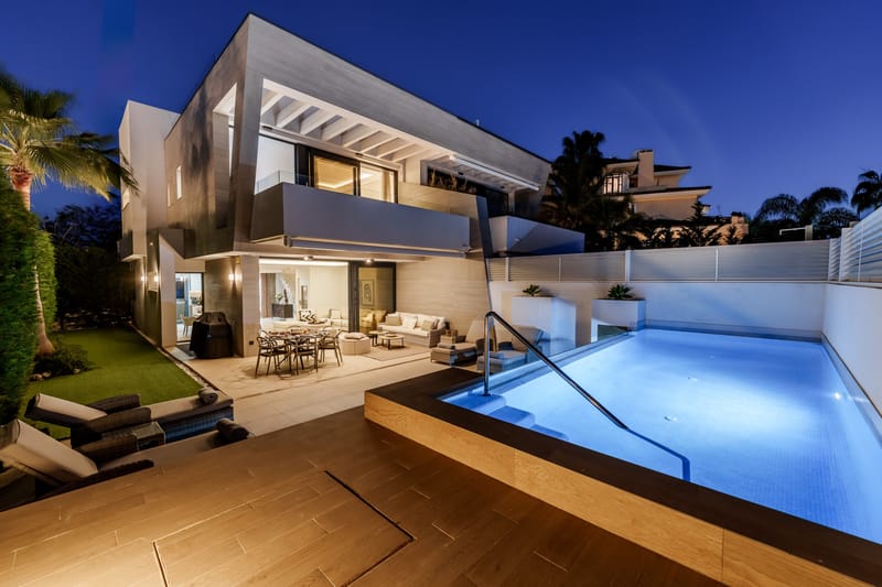 Exclusive contemporary beachside semi-detached villa