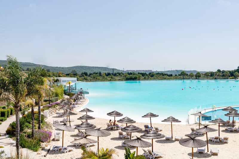Luxury Apartments with Lagoon Access