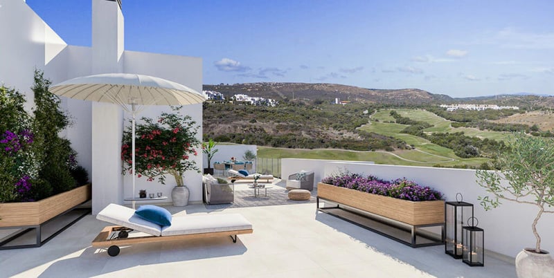 Apartments with Golf Course Views