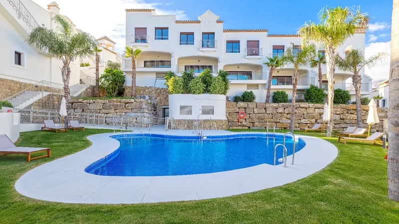 Frontline Golf Townhouses with Sea Views