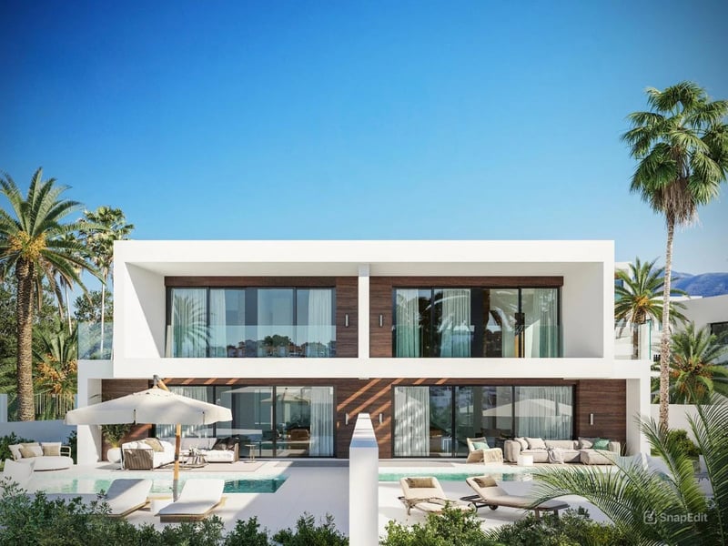 Villas with Private Gardens